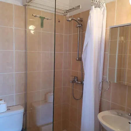 Pearl Deluxe Peyia