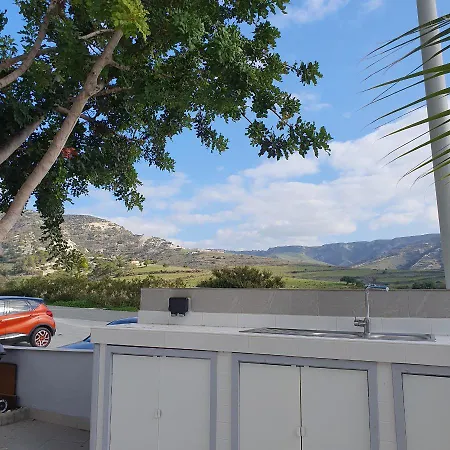 Pearl Deluxe Appartement Peyia